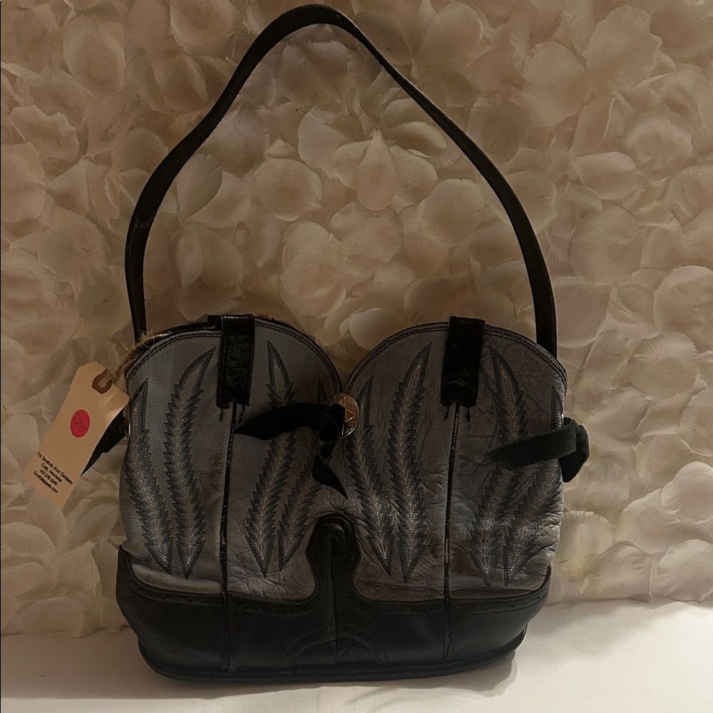 Chic Black and Gray Women's Shoulder Bag